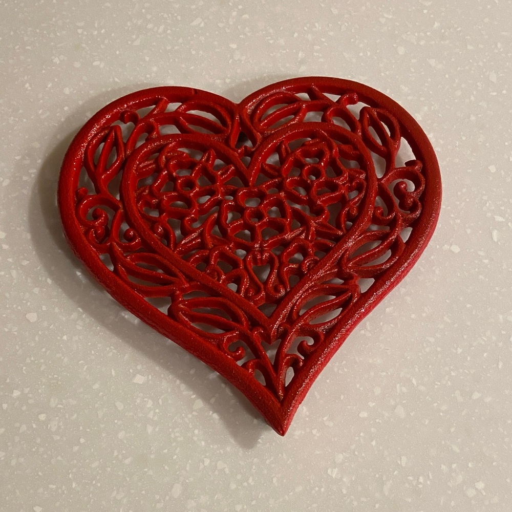Red Heart-Shaped Decorative Trivet
